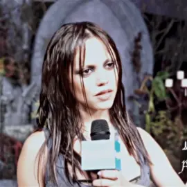 I wish I could get a free bag of chipssughh #jennaortega #jennaortegaedit 