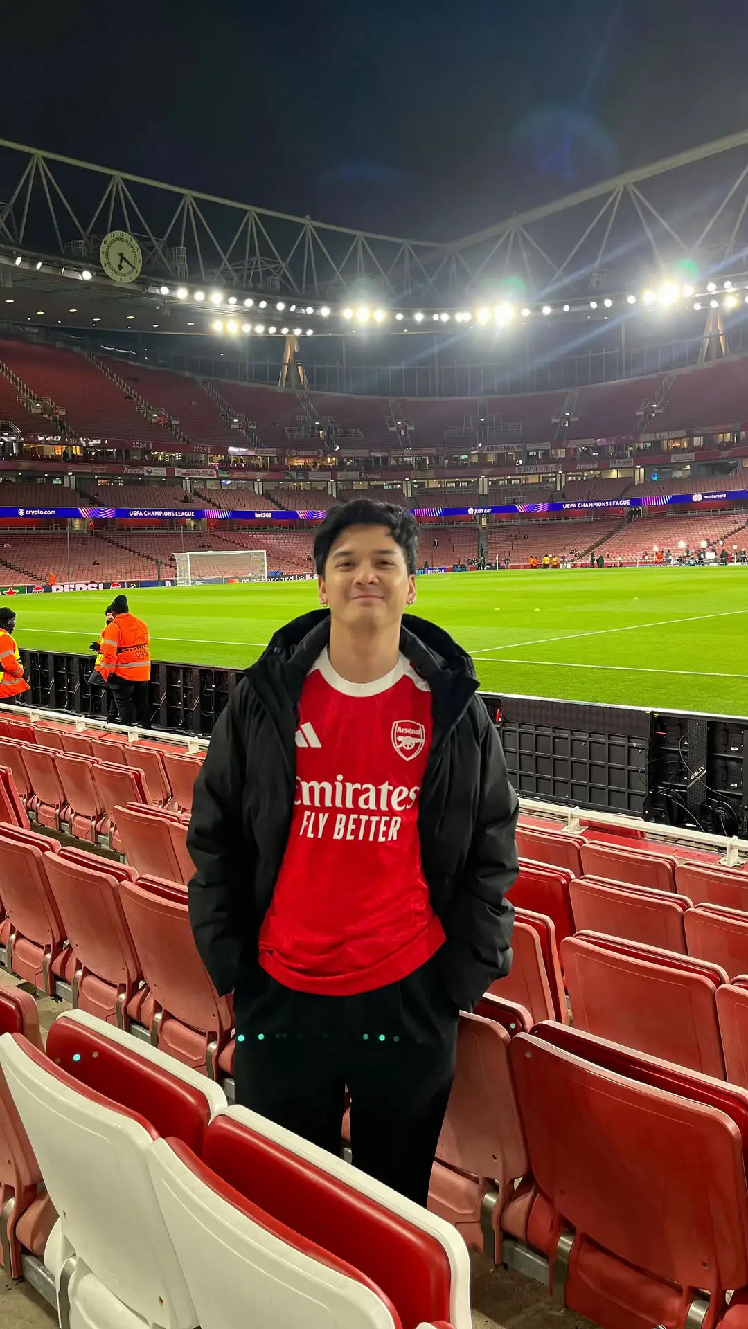 Selamat yaa bas Arsenal menang dan makin dipucuk dinginn🥶🥶❤️ @Bas #baskaramahendra #fyp 