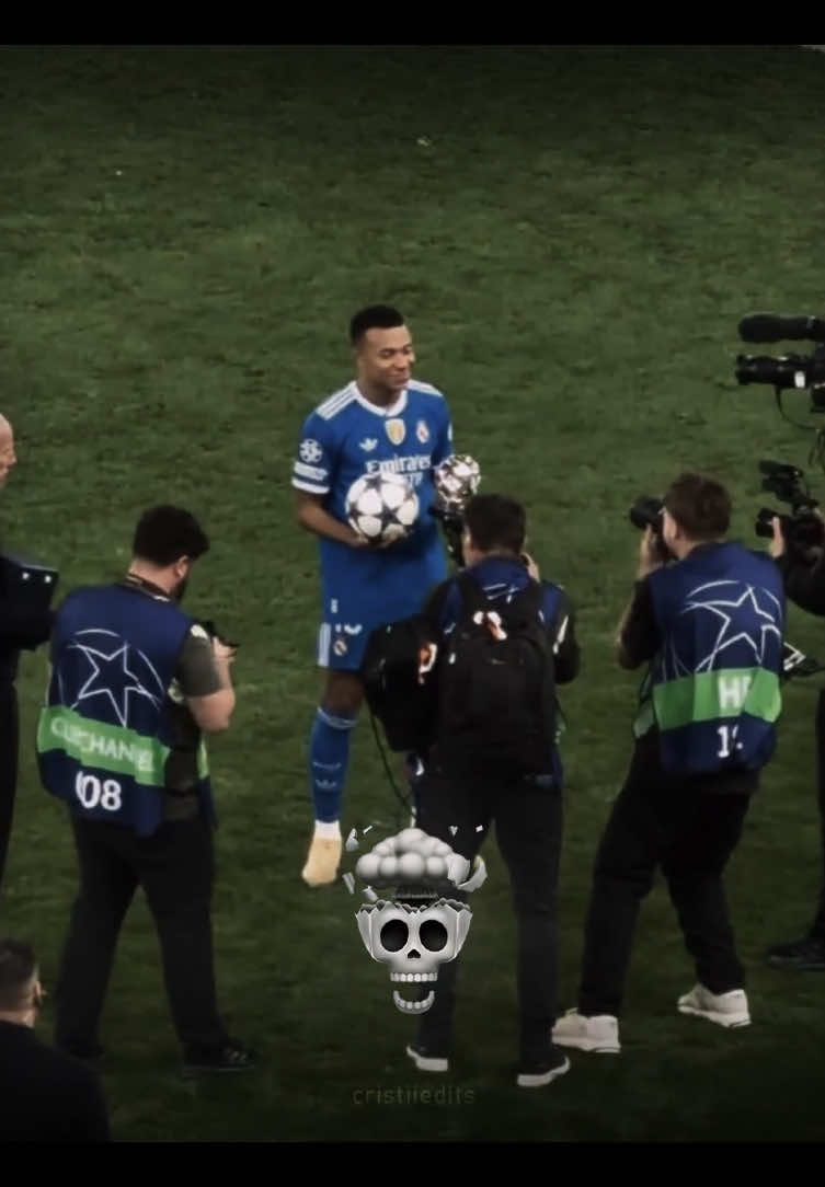 Mbappe 4 goals today #mbappe #realmadrid #football #fyp 