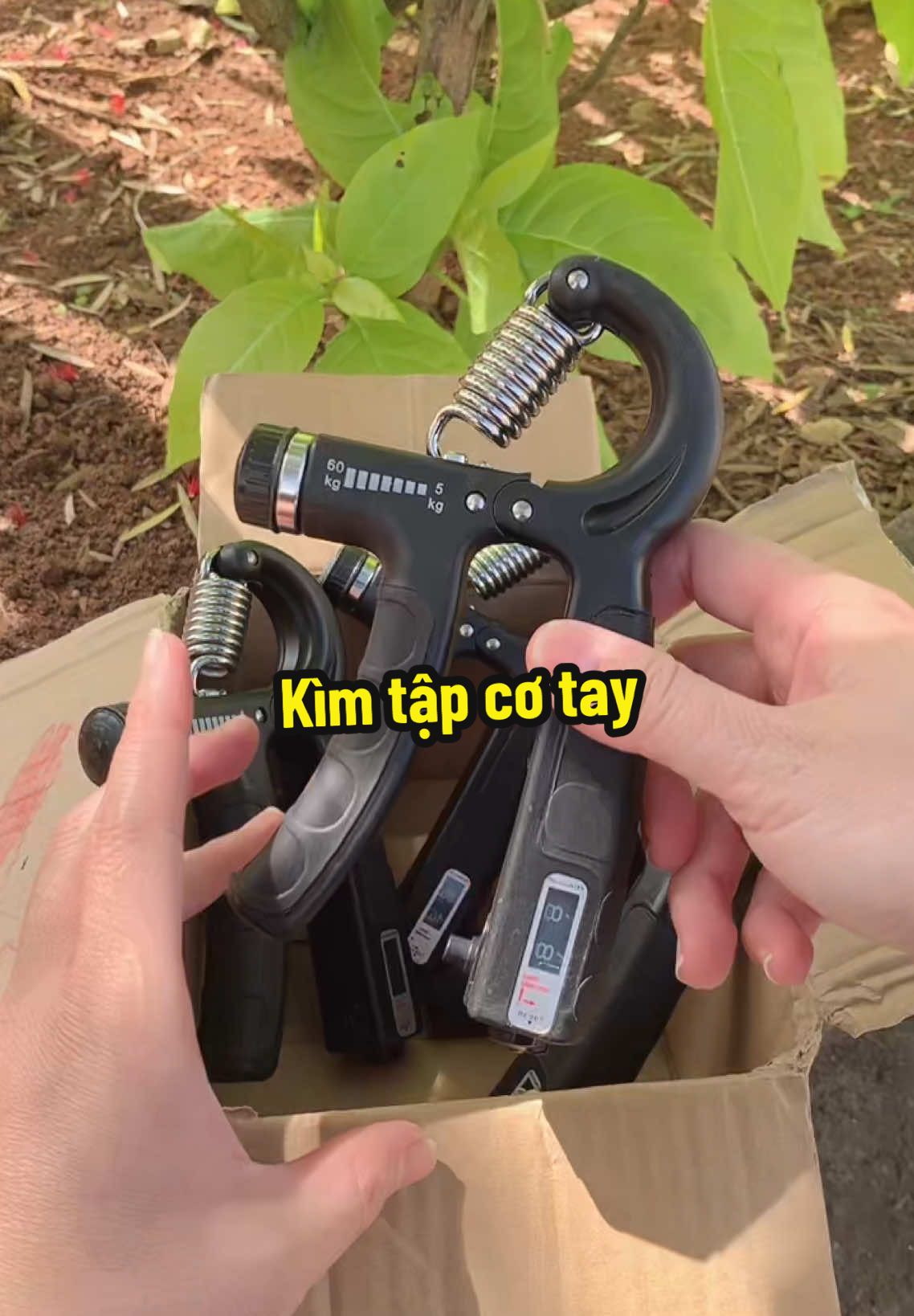 Kìm tập cơ tay có số #xuhuong #duongthuuytin #kimtaptay #kimtaptaytheduc #kimtaptaytheduc #kimboptapcotay #kimboptay #kimboptay60kg 