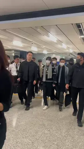 #cortis arrival in Hong Kong 