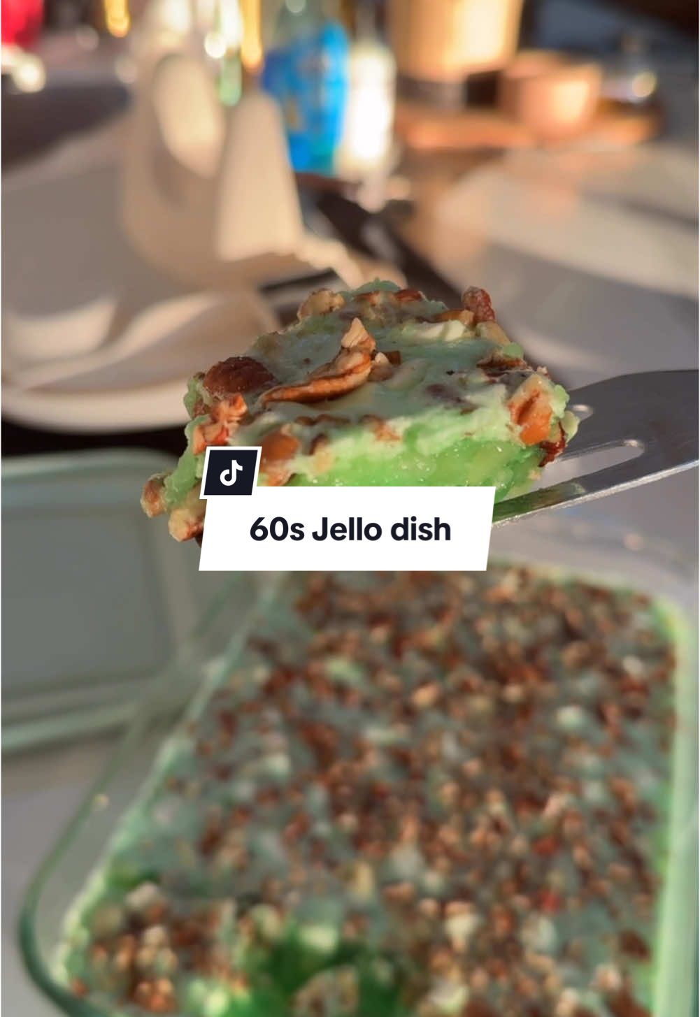 Straight outta the 60s✌️Would you try it? #thanksgivingdinner 