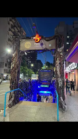 Es hoy!  🥹😎❤️‍🔥#strangerthings5 #estrenosnetflix #buenosaires 🇦🇷 #strengerthings #pasco estación A subte balvanera 