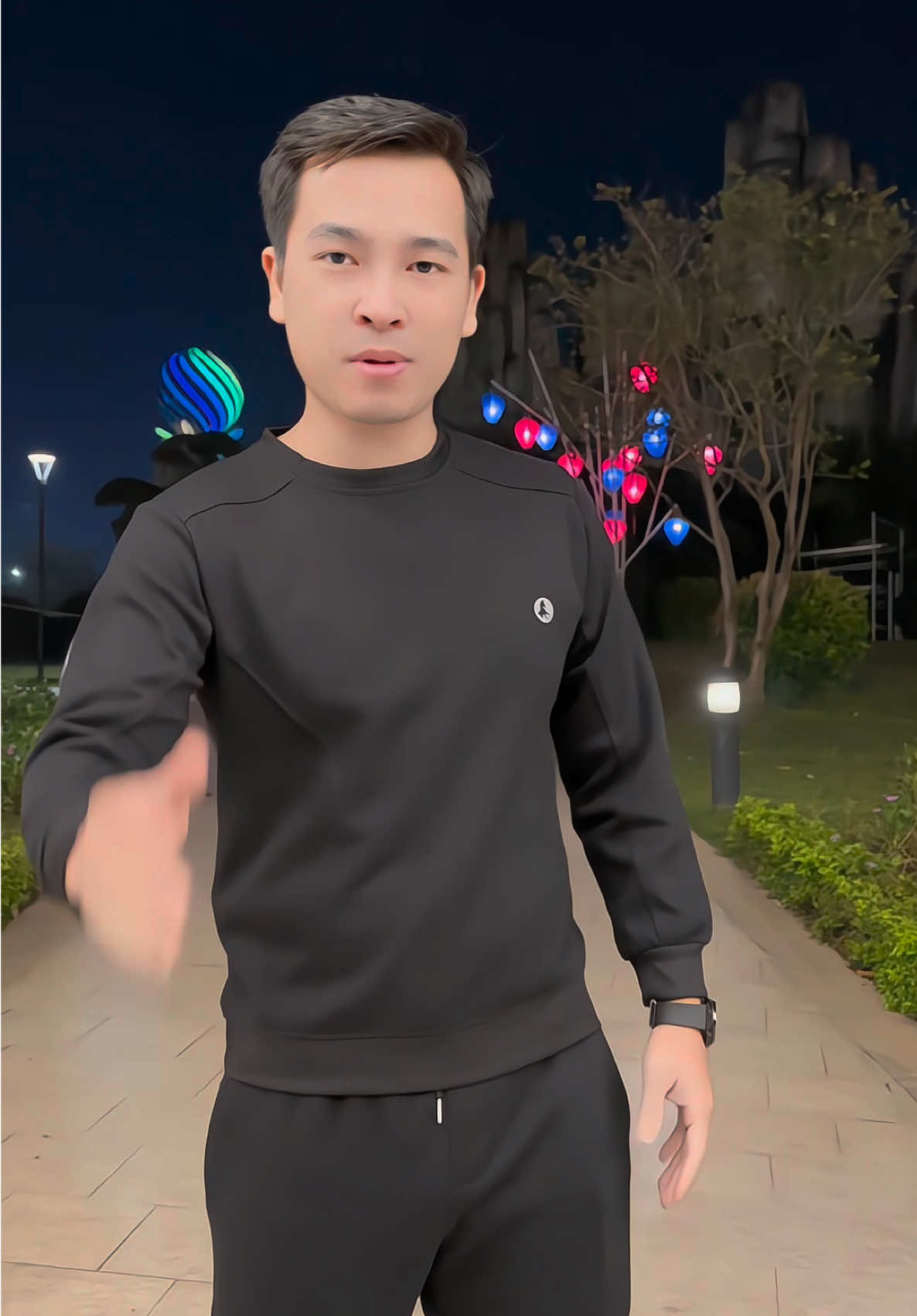 LAROMA Bộ Quần Áo Nỉ Thu Đông Cổ Chui, 