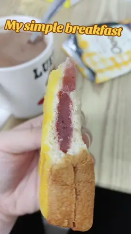 Breakfast is simple and convenient.This is the Ooobun bread.#ooobun #ooobuntoast #ooobunrotitoast #推荐 #hidup #murah #fypage #fypシ 