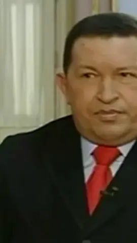 #ChávezInvicto | Aquí en Venezuela tenemos petróleo para más de 100 años Desde el Palacio de Miraflores, 08 de agosto de 2009, el líder de la Revolución Bolivariana, Hugo Chávez, durante un intercambio de preguntas y respuestas con la prensa habló sobre las amenazas contra el territorio venezolano por parte de Estados Unidos (EEUU).  #CalleBatallaYVictoria