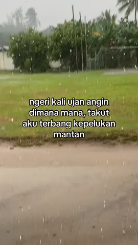 dinginn #dingin #fyp #hujanangin #4u 