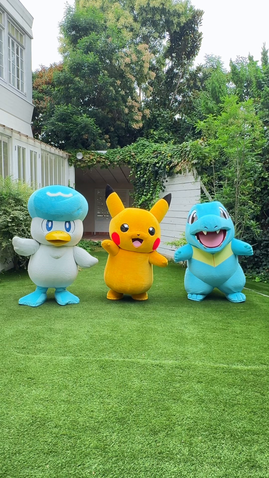 踊りが上手な3匹💧⚡💧 Cute Dancing Trio💧⚡💧 #ピカチュウ #ワニノコ #クワッス #ポケモン #Pokémon
