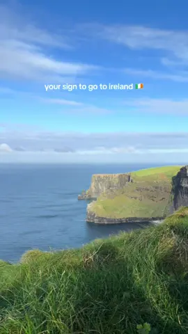 book that trip #ireland #irelandtiktok #travel #traveltiktok #irelandtravel 