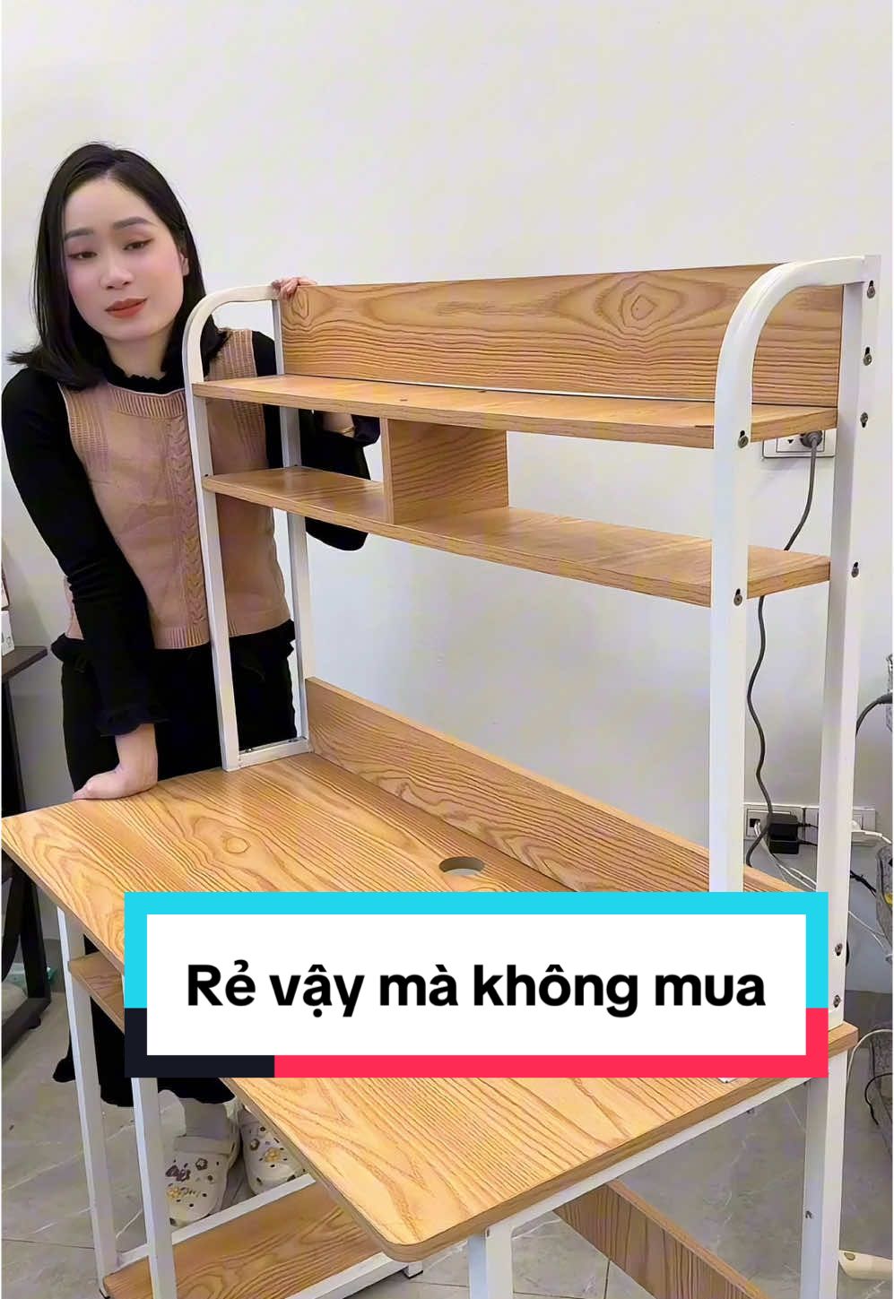 Rẻ vậy mà không mua à ##banhoc##banlamviec##banmaytinh##xuhuong