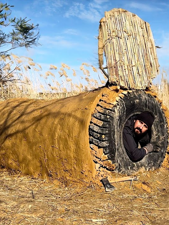 Part 2 | Making a Clay and Reeds as a Warm Shelter for Survival #bushcraft #survival #camping #adventure #trip