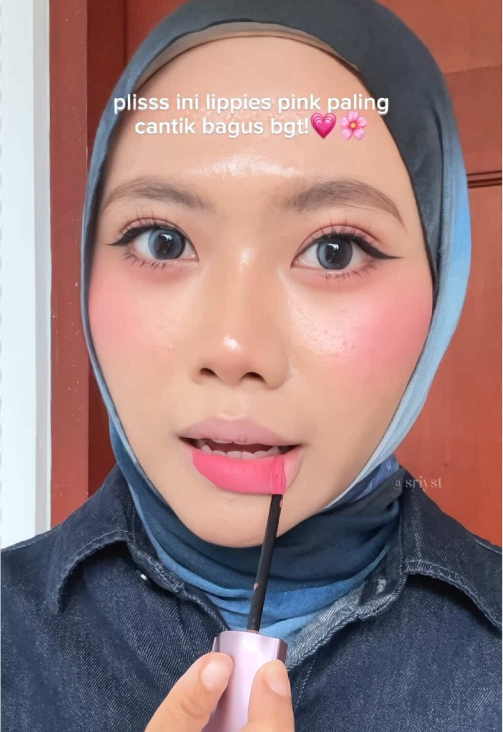 perfect pink velvet👀💓 #velvet #velvetlips #pinklips #viraltiktok #lipvelvet 