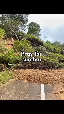 sumbar hari ini. semoga kita semua selalu dalam lindungan Allah  #sumaterabarathariini #lewatberandafyp #padang #bukittinggi #prayforsumbar 