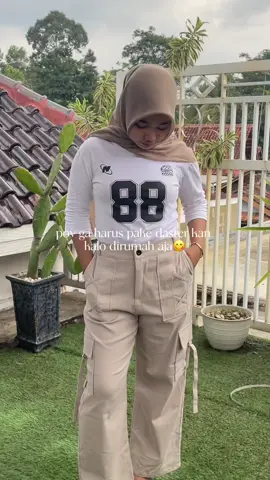 ga harus kan😋 #cargopants #OOTD #1212 