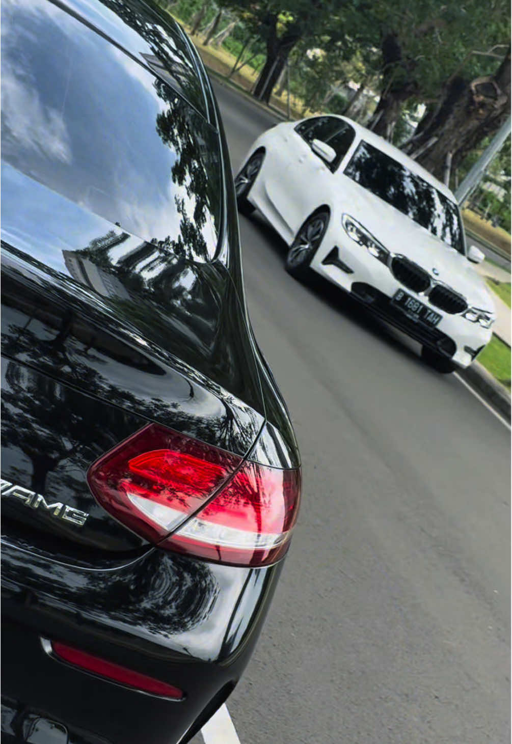 rival abadi #fyp #mercedesbenz #bmw 