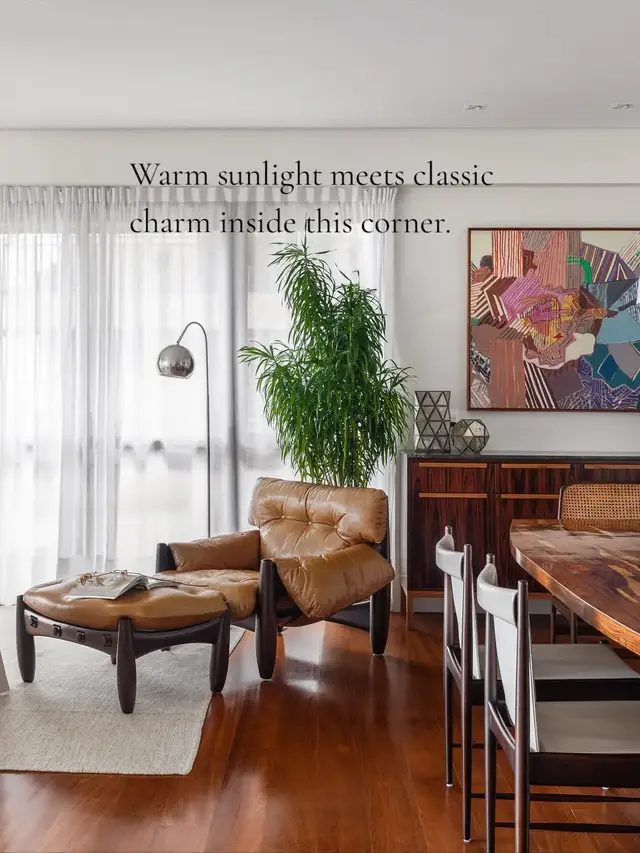 Mid century modern mixed with contemporary minimalism. 🍀 #homdecor #interiordesign #modernhome #midcenturymodern #colorpalette 