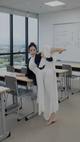 Yêu mà không an toàn, đó không phải yêu mà là sợ.” #YeuPhaiVui #KhongApLuc #tinhyeulanmanh 