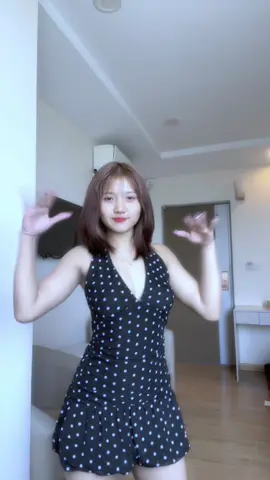 #ချစ်ပေးကြအုန်းနော်😍😘😘 #jointrend🔥 #creatorsearchinsight #fypシ゚viral🖤tiktok #နည်းနည်းကမယ်နော်🤪 