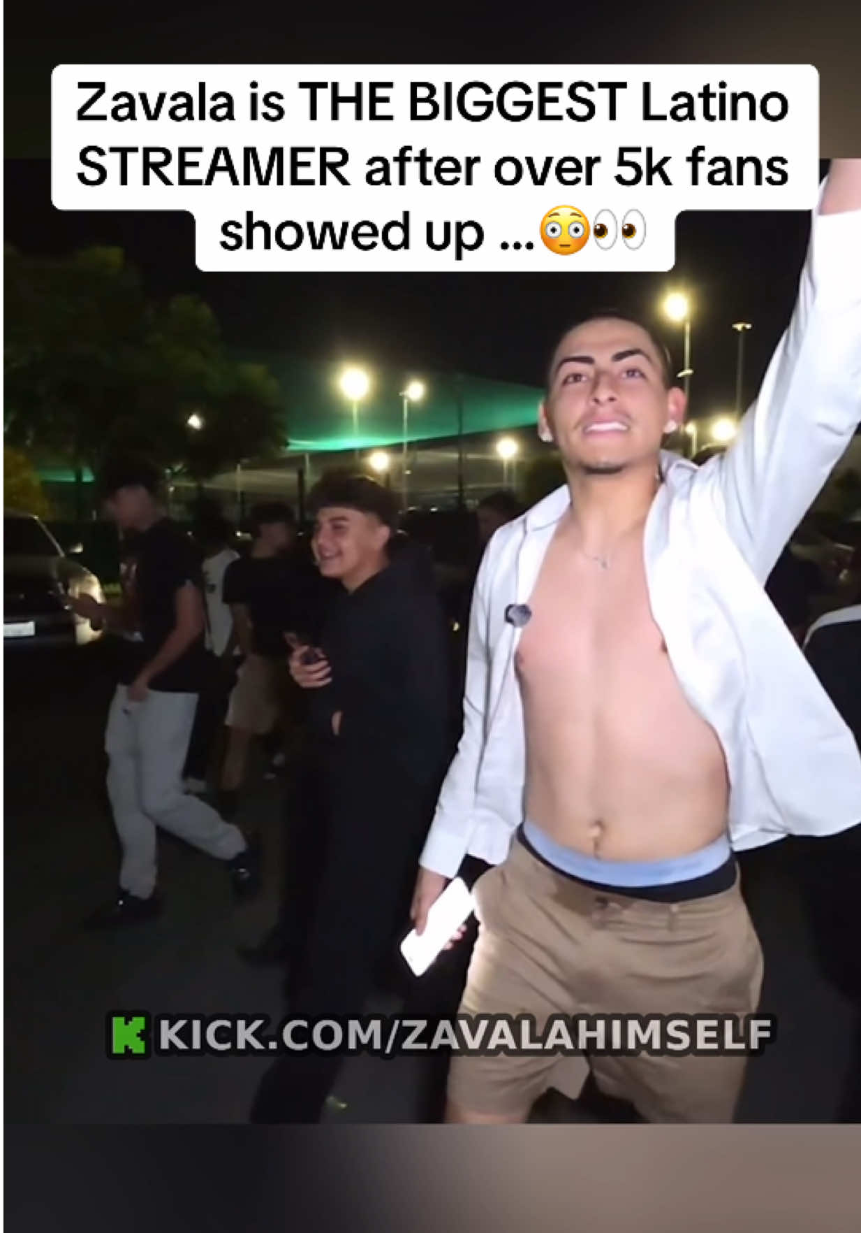 Zavala is THE BIGGEST Latino STREAMER after over 5k fans showed up …😳👀#zavala #fyp #amandasolis #zavalahimself 