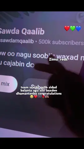 500k subscribers🫶🏻😭#zahra_abdi4 #somalitiktok12 #foryoupage #zimu_reds #video 