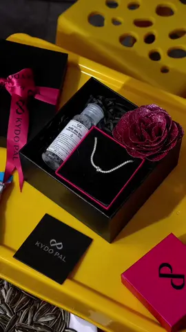 Trao cho nàng Bộ quà tặng vì nàng luôn xứng đáng với điều đẹp nhất 🖤 #lactaybac #trangsucbackydopal #trangsucbac #KYDOPAL #AnTamVuiSam | PAL007 | PAL9A8L1 | 1257 |