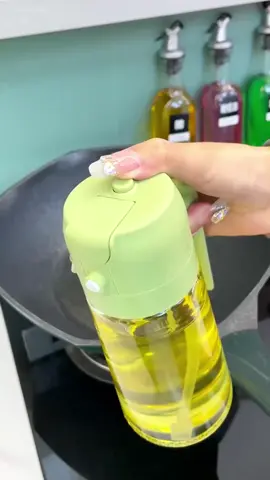#fyp #foryou #tiktokmalaysia #household#KitchenHacks#oildispenser#oilbottle#2in1#practical 
