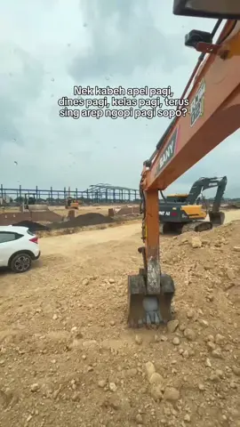 Info ngopi bang ☕️  #RJM #rentalalatberatpati #sany75 #patihits #rentalalatberat 