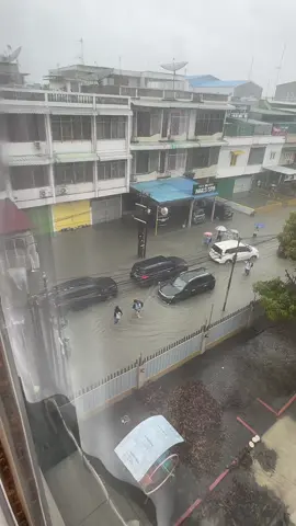 #prayformedan #prayforsumut #banjir #medan #hujan🌧️ 