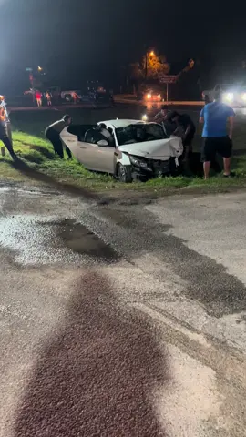 Que feo estuvo me toco ver todo!!!🥺 #choque #donnatx #salinas #fypシ゚viral🖤tiktok #fyppppppppppppppppppppppp 