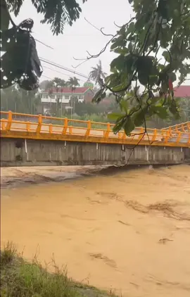 Kondisi jembatan steba PDAM padang saat ini #jembatan #banjir #sumbar #padang 