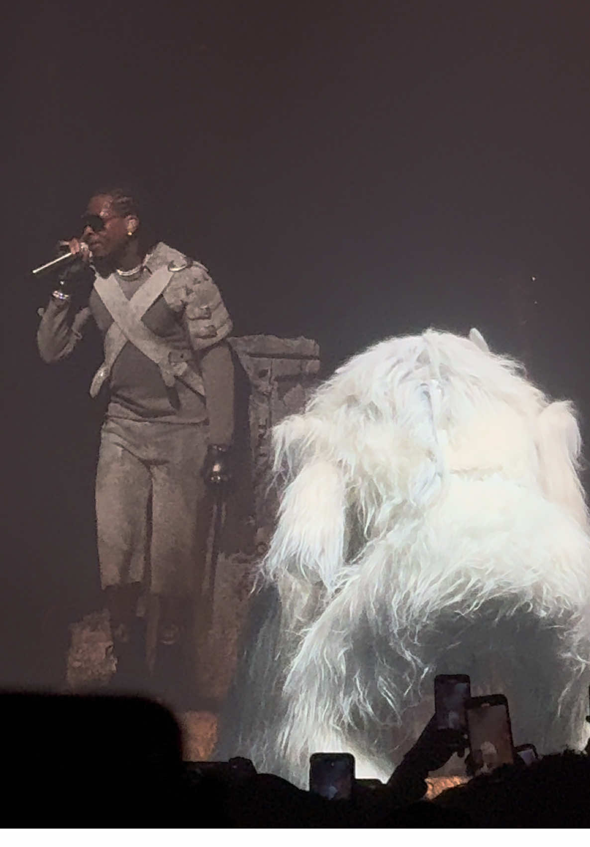 How do you even apply for this?? #gunna #wunworldtour #fyp #mascot 