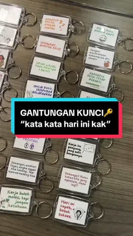 resign gift yang lucu dan murah, bikin bisa di kenang selamanya? kasih ini aja gantungan kunci yang bisa di request isinya dan terasa sangat personal jadinya 🤗 #resigngift #hadiahperpisahan #souvenirmurah #hadiahtemenkantor #kadoresign 