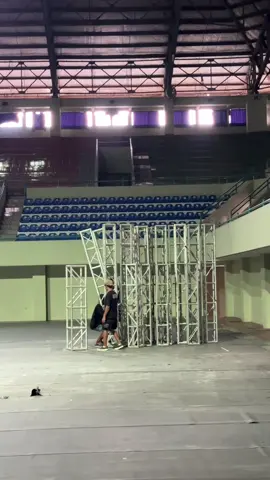 kasih caption apa ya? 🤔🤔 #rjkeludproduction #rigingalumunium #rigingstage #vendor #yogyakartaistimewa 