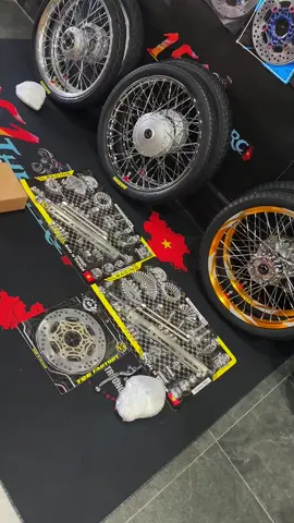 Combo Dọn xe Future neo đĩa = nha ae hêk sytile thái kết hợp xé tan màn đêm#them151_nickphu #fuled125i #wavezx #ex2010 #wave110 