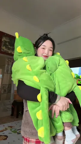 Con mặc trông cưng thật sự vừa ấm vừa đáng iu#bodykhunglongchobe #aokhoaclotlong #fyb #xuhuong 