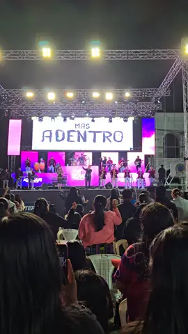 @Maynormoralesofficial ❤️‍🩹🥹🔥HERMOSO MOMENTO 🔥🕊#viralllllll #viral_vid #sigueme #cristiano #animo @Tommy Gutierrez🎺🎼😇 @Olga🤍 