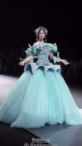 Omggg!!!!! look at Melia ✨🥹 She’s the princess 💐🇰🇭 @Melia Cstn 🇰🇭/🇫🇷 #melia #almee #BEAUTYPAGEANTCAMBODIA #sokchea  