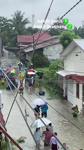terpantau air dpn kos sudah menjadi kolam renang😭🙏 #lubukpakam #fyp #banjir 