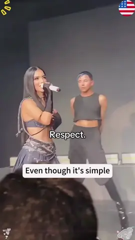 Fan Jumps on Stage… and Every Artist Reacts in Their Own Way #ConcertMoments #FanOnStage #Respect #ArtistReaction #LiveShow