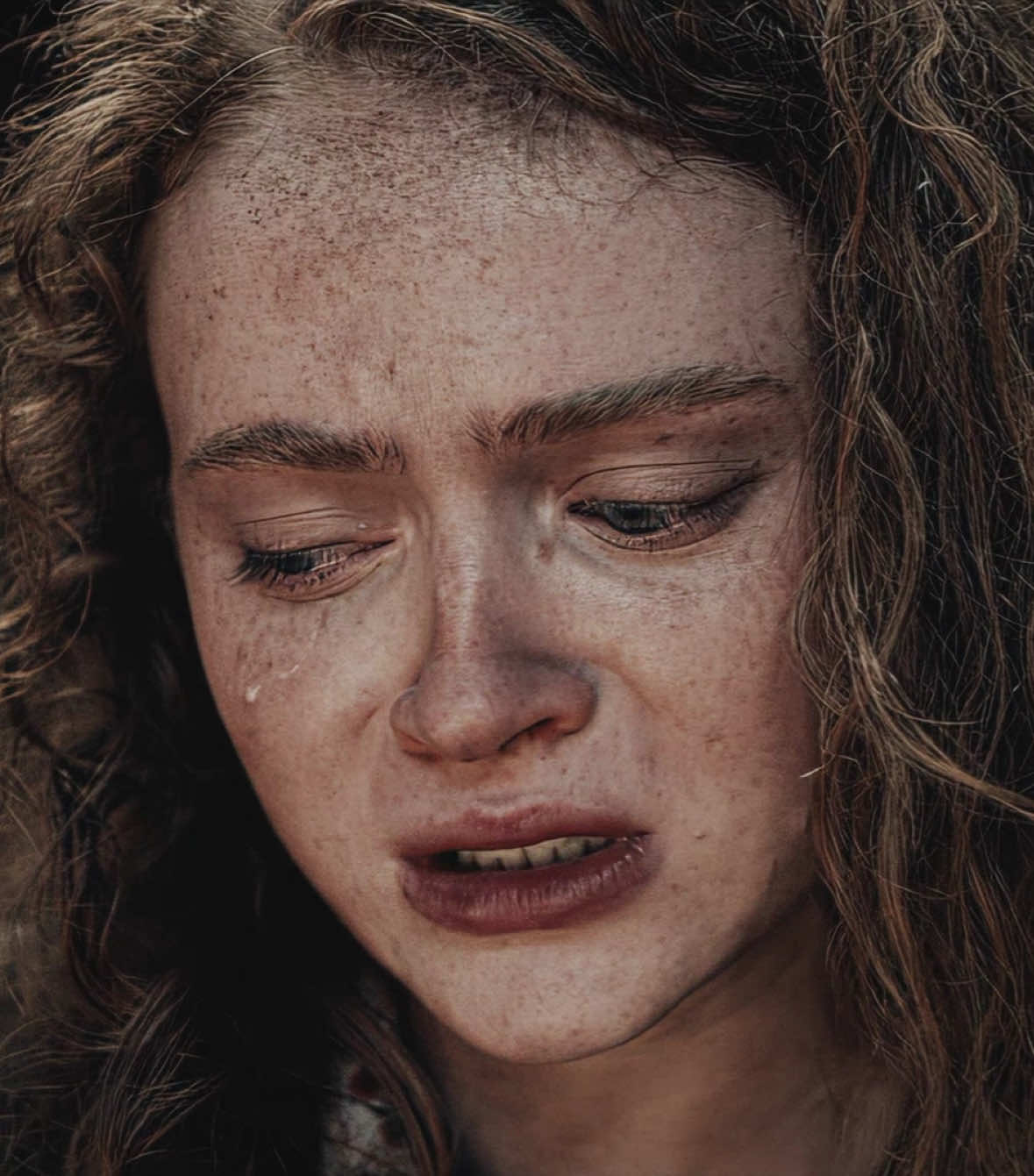 [ST5 SPOILERS] vecna needs to leave her ALONE 😭 —#strangerthings #strangerthings5 #strangerthingsedit #maxmayfield #strangerthings4 [cc.nnewjeans]