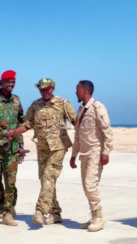#Gen aadan cabdi xaashi #saxardiid_commando🇸🇱🇨🇦💪 #laandheere_kibray🚬👑🙌 #pmpf_commando #PMPF 