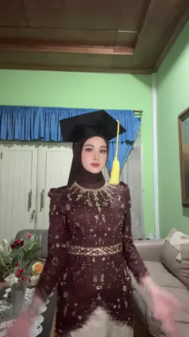 namun sungguh sayang itu hanyalah sebuah mimpi💗