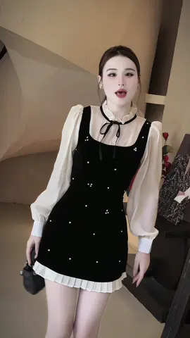 Hoa có thể tự mình mua, biển có thể tự mình ngắm. Nhưng nếu, hoa được người tặng thì thật tốt, biển có người cùng ngắm thì lãng mạng hơn nhiều.🌸 #moingaymotoutfit🌷✨ #xuhuongtiktok #xuhuongtiktokkkkkkkkkkkkkkkkkkkkkkkkkkk #blackfridaydeals #outfitinspo 