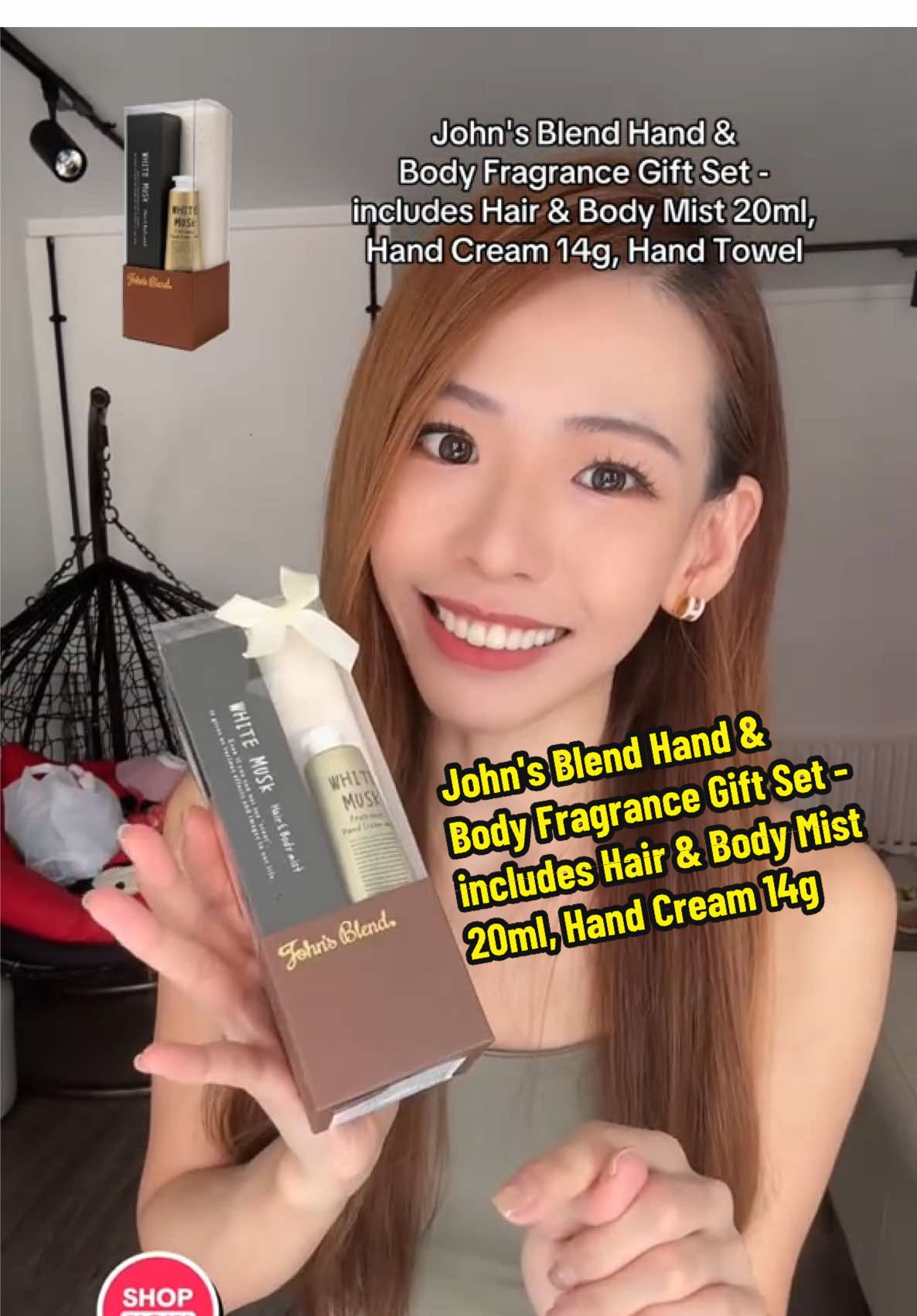Xmas gift idea? I got you! John's Blend Hand & Body Fragrance Gift Set - includes Hair & Body Mist 20ml, Hand Cream 14g, Hand Towel. #xmasgift #giftset #johnsblend #createtowin #christmasgiftset @50ShadeofGrace 😏🛍️✨ @zahuodian.sg 