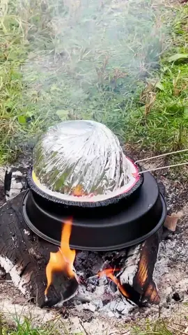 When a (long) roll of foil turns into a statement decor piece 🫣 #DIY #repurpose #foil #craft #fyp 