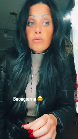 Il mio buongiorno😂#donneitaliane🇮🇹 #neituoipertee #ypシ #ypfッ #viral @silviaricomincia 