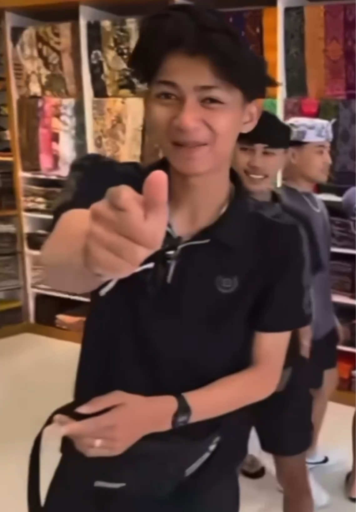 gantenk bli 😛 @فيصل  #affanfaisal #isal #bali 