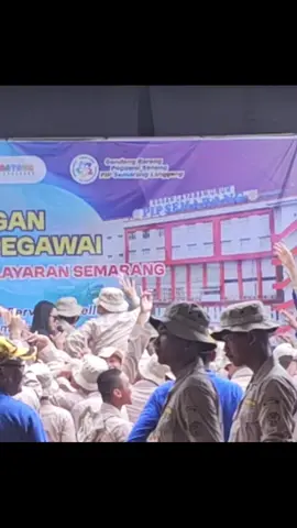 Sepatu dari PARIS untuk 62 #pelautindonesia  #pipsemarangzone  #pipsemarang  #kemenhub151  #stipjakarta 