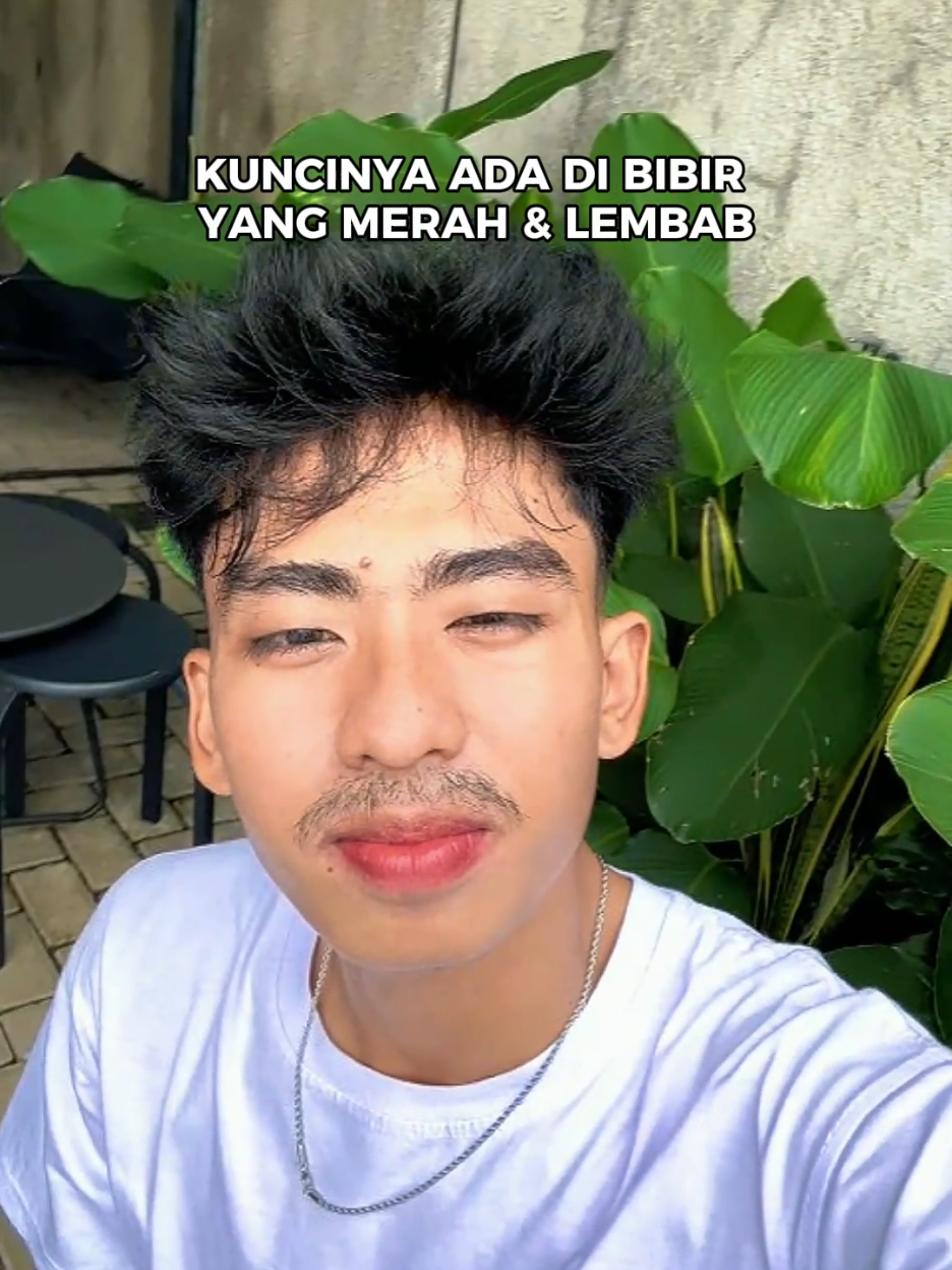 nih pake Lipserum ini #fresh #cogan #lipserumpria #fyp 