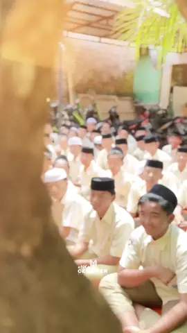 Lembaga MTs. MA Al Husna gelar Panggung Kreasi siswa yang diikuti oleh semua siswa/siswi Tujuan Panggung kreasi ini memiliki berbagai tujuan yang bermanfaat bagi siswa/siswi, di antaranya: Menggabungkan Bakat dan Minat, melalui panggung kreasi, siswa/siswi dapat menunjukkan kemampuan mereka, baik dalam bidang seni, musik, tari, drama, maupun bidang lainnya. Hal ini membantu mereka mengasah keterampilan dan mengenali potensi diri. Meningkatkan Kepercayaan Diri, berani tampil di depan umum adalah salah satu keterampilan penting yang dapat dikembangkan melalui panggung kreasi. Siswa/siswi belajar untuk mengatasi rasa gugup dan tampil percaya diri di hadapan audiens. Menghidupkan Suasana Sekolah, panggung kreasi dapat memberikan suasana berbeda di sekolah, menciptakan momen yang menyenangkan sekaligus inspiratif bagi seluruh warga sekolah.